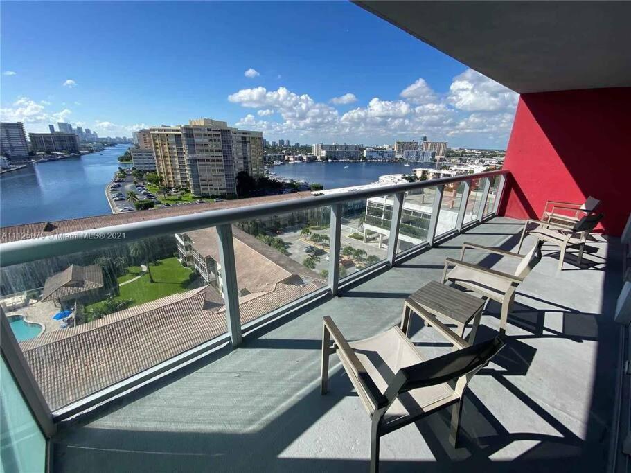 2Bd 2Ba Condo @Beachwalk Resort W/Pool Халландейл-Бич Экстерьер фото